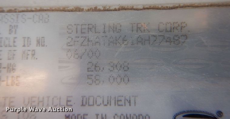 image for item DK1463 2001 Sterling LT7500  water truck