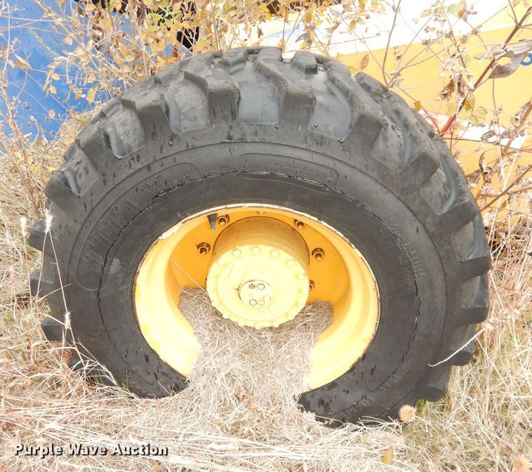 image for item DK3170 Condor  boom lift