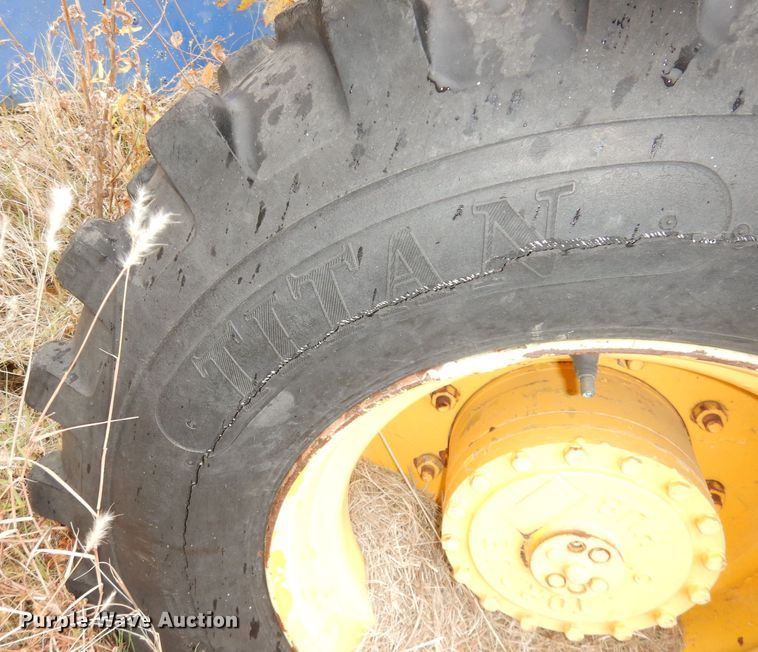 image for item DK3170 Condor  boom lift