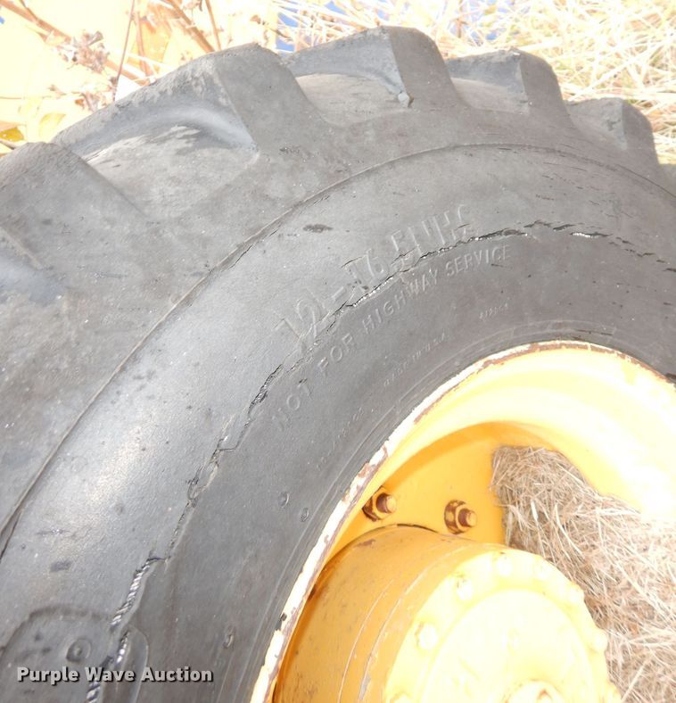 image for item DK3170 Condor  boom lift