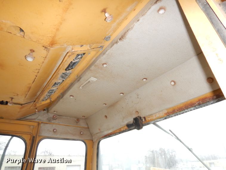 image for item DK3190 Fiat-Allis  track loader