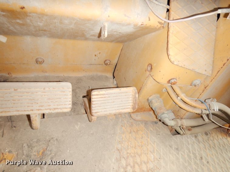 image for item DK3190 Fiat-Allis  track loader