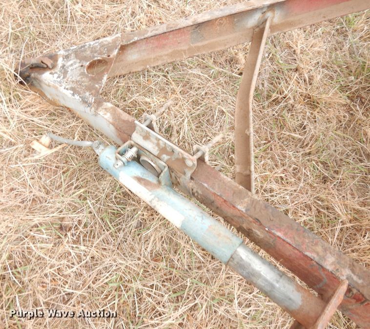 image for item DK3204 Tar pot