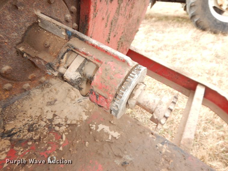 image for item DK3204 Tar pot