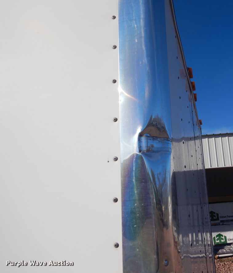 image for item DK3264 1998 Haulmark 32  spray foam trailer