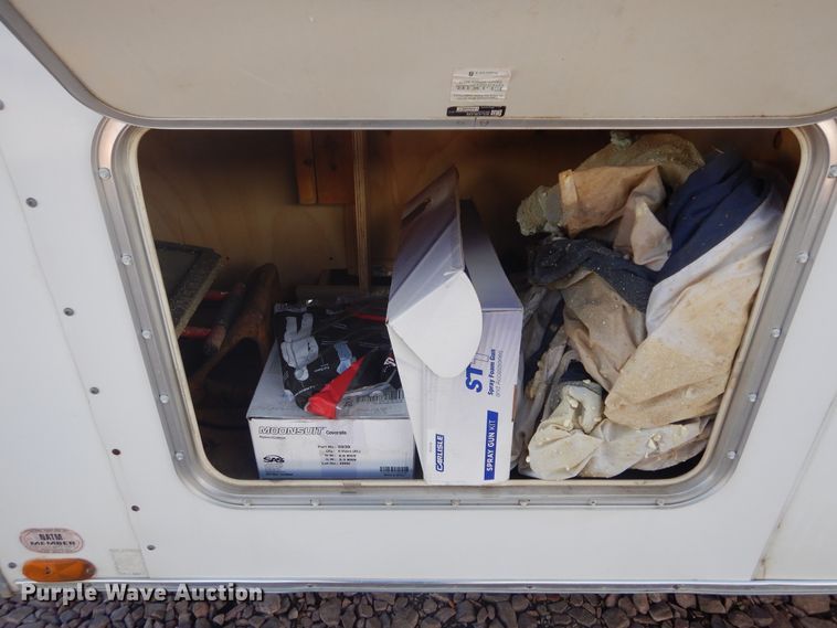 image for item DK3264 1998 Haulmark 32  spray foam trailer