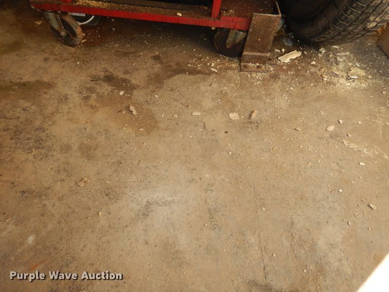 image for item DK3264 1998 Haulmark 32  spray foam trailer