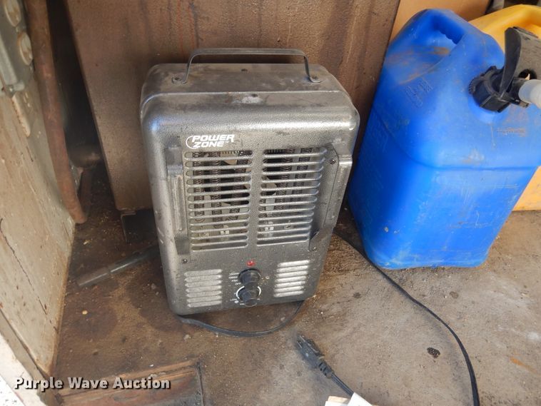 image for item DK3264 1998 Haulmark 32  spray foam trailer