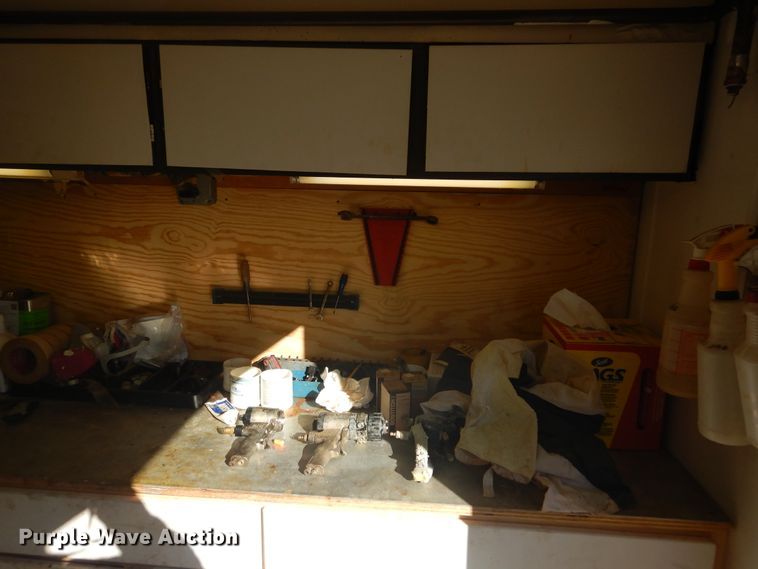 image for item DK3264 1998 Haulmark 32  spray foam trailer