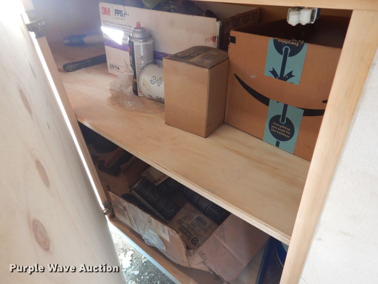 image for item DK3264 1998 Haulmark 32  spray foam trailer