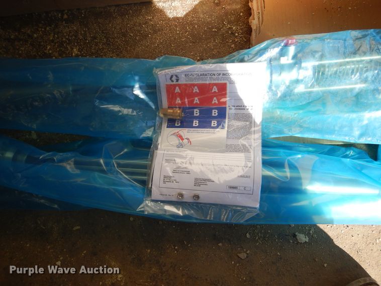 image for item DK3264 1998 Haulmark 32  spray foam trailer