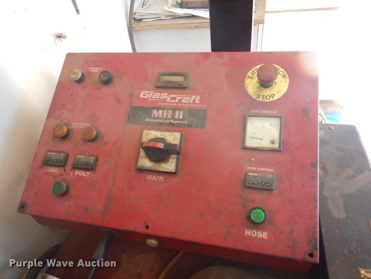 image for item DK3264 1998 Haulmark 32  spray foam trailer