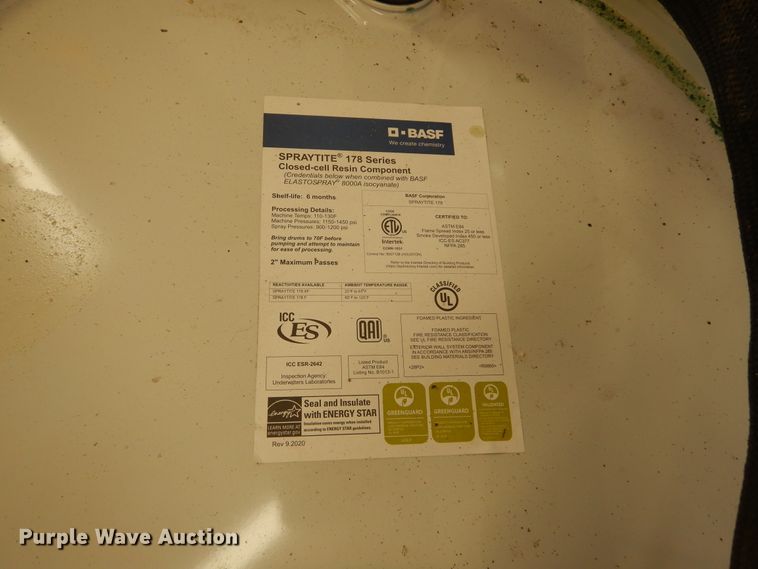 image for item DK3264 1998 Haulmark 32  spray foam trailer