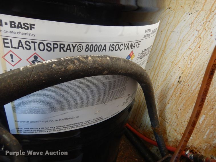 image for item DK3264 1998 Haulmark 32  spray foam trailer