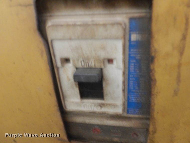 image for item DK3264 1998 Haulmark 32  spray foam trailer