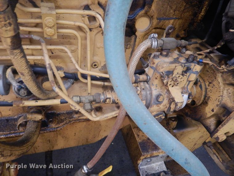 image for item DK3264 1998 Haulmark 32  spray foam trailer