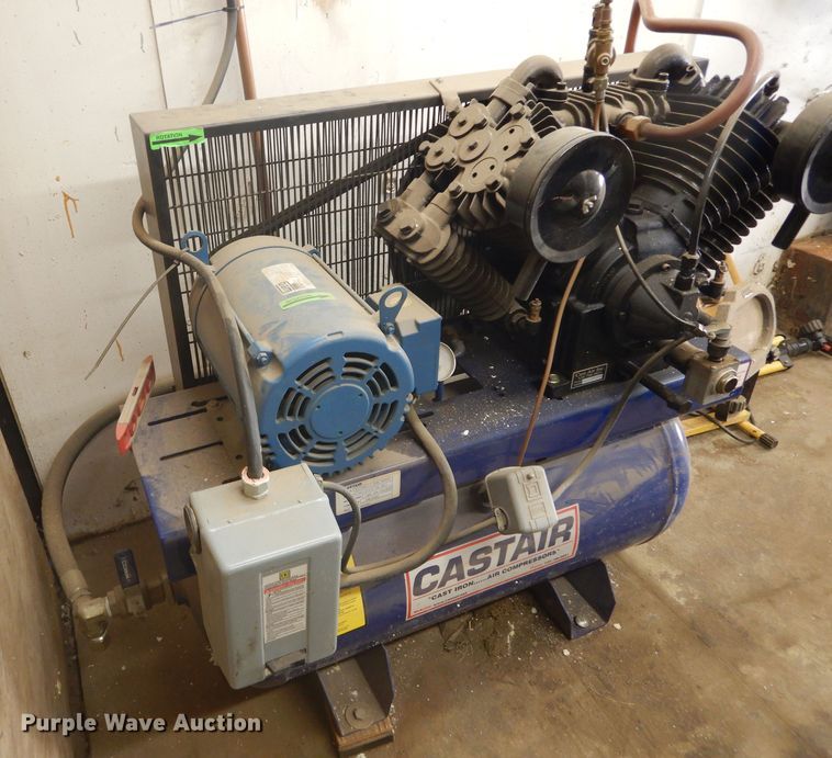 image for item DK3264 1998 Haulmark 32  spray foam trailer