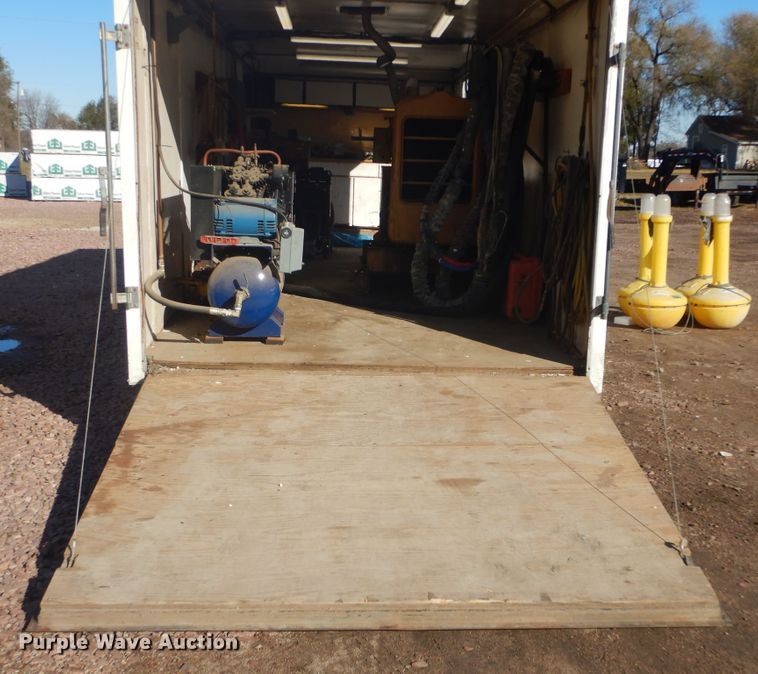 image for item DK3264 1998 Haulmark 32  spray foam trailer