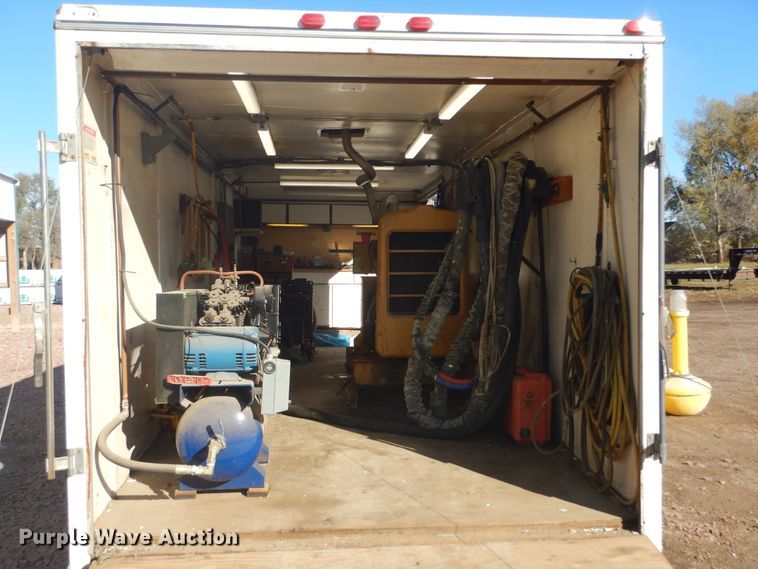 image for item DK3264 1998 Haulmark 32  spray foam trailer