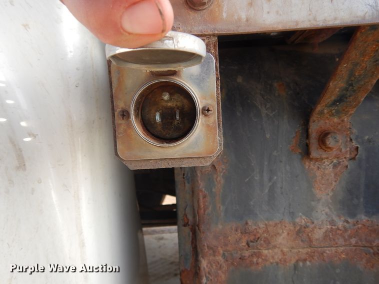 image for item DK3275 2003 Freightliner FL80  crane truck