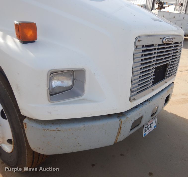 image for item DK3275 2003 Freightliner FL80  crane truck