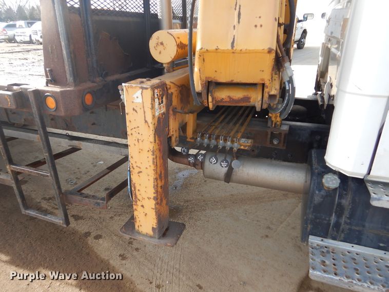 image for item DK3275 2003 Freightliner FL80  crane truck