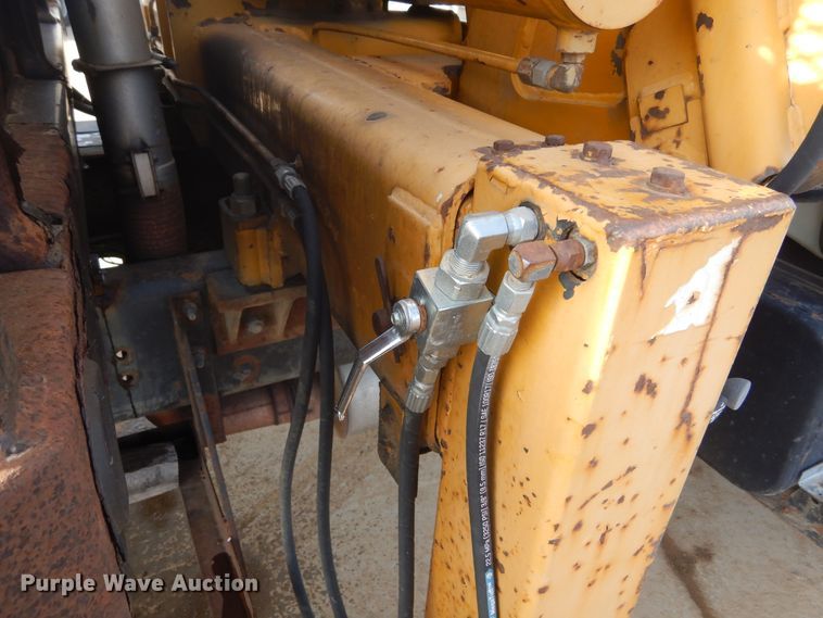 image for item DK3275 2003 Freightliner FL80  crane truck