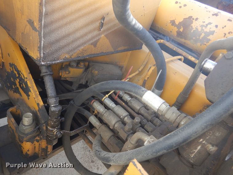 image for item DK3275 2003 Freightliner FL80  crane truck