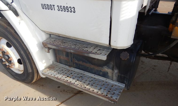 image for item DK3275 2003 Freightliner FL80  crane truck