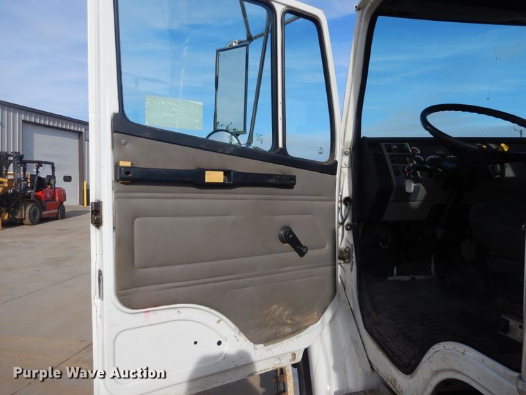 image for item DK3275 2003 Freightliner FL80  crane truck