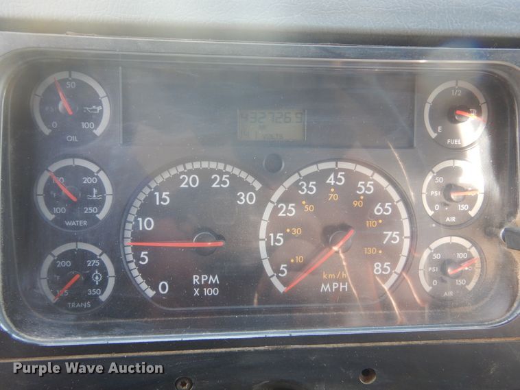 image for item DK3275 2003 Freightliner FL80  crane truck