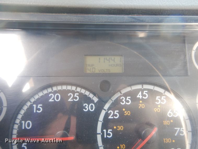 image for item DK3275 2003 Freightliner FL80  crane truck