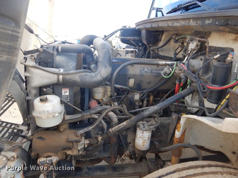 image for item DK3275 2003 Freightliner FL80  crane truck