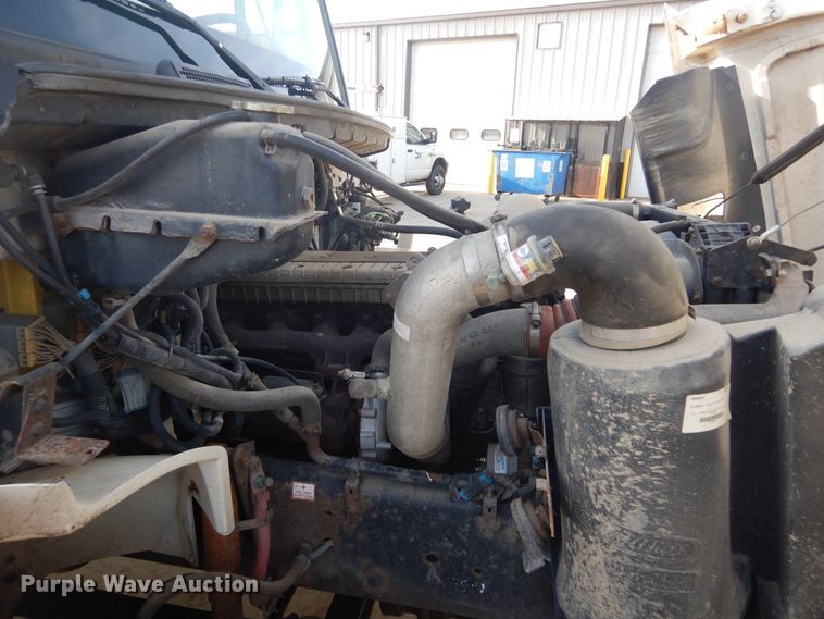 image for item DK3275 2003 Freightliner FL80  crane truck