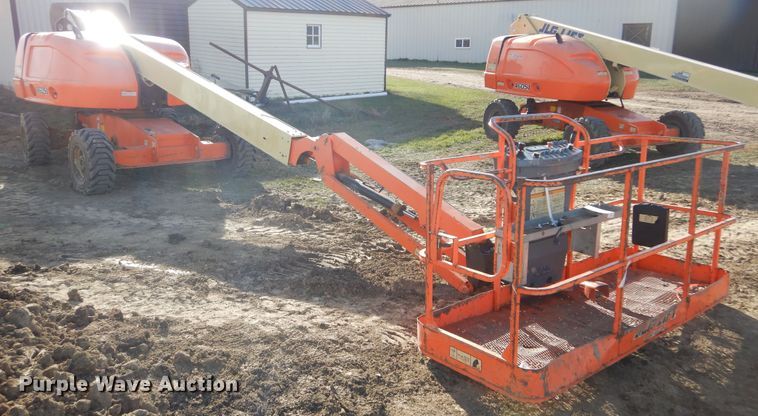 image for item DK3354 2005 JLG 460SJ  boom lift