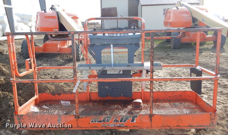 image for item DK3354 2005 JLG 460SJ  boom lift