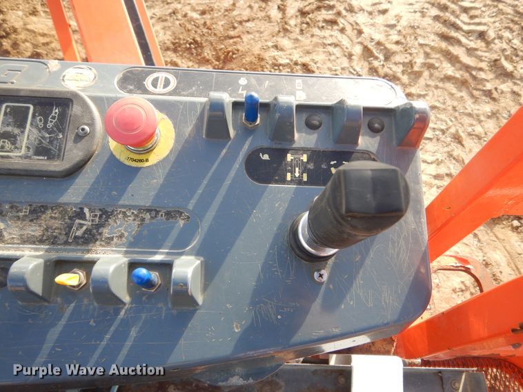 image for item DK3354 2005 JLG 460SJ  boom lift