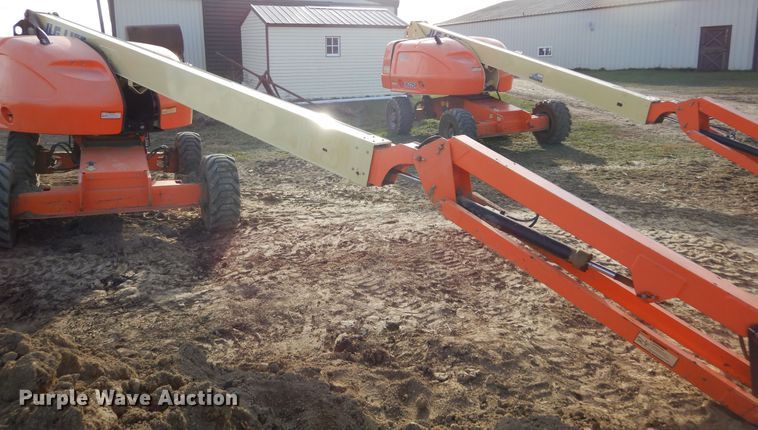 image for item DK3354 2005 JLG 460SJ  boom lift