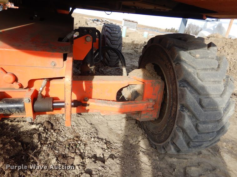 image for item DK3354 2005 JLG 460SJ  boom lift