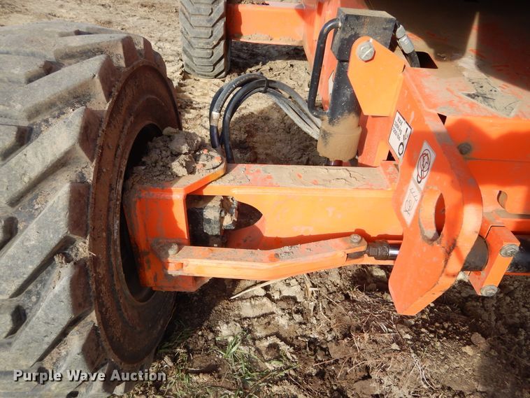 image for item DK3354 2005 JLG 460SJ  boom lift