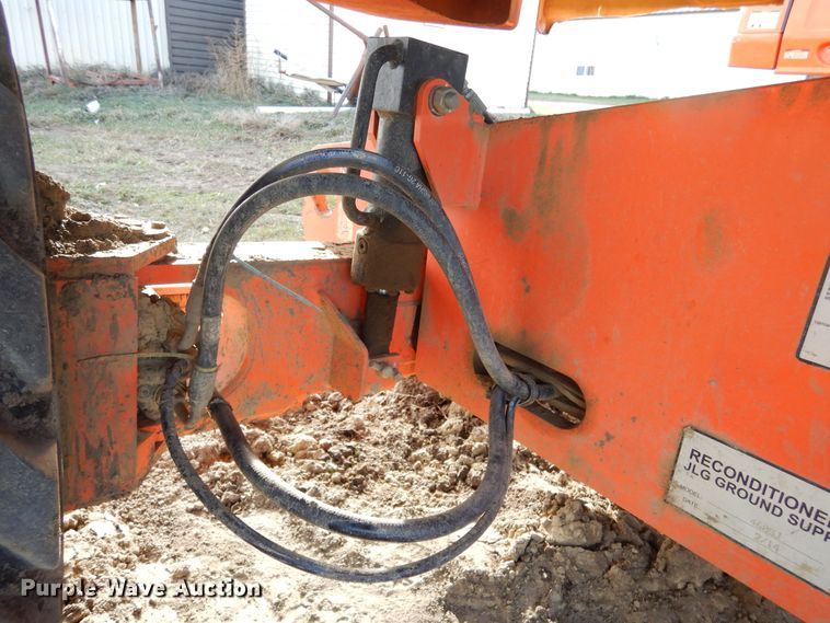 image for item DK3354 2005 JLG 460SJ  boom lift