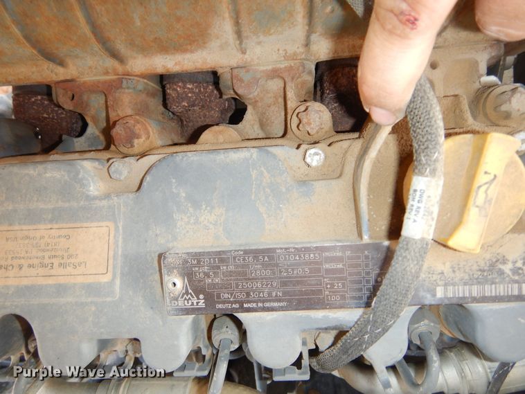 image for item DK3354 2005 JLG 460SJ  boom lift