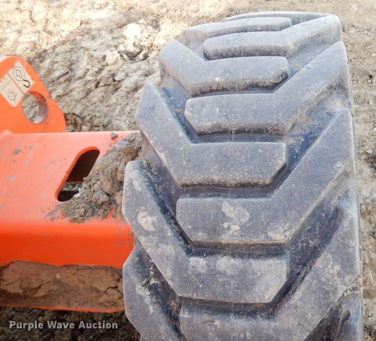 image for item DK3354 2005 JLG 460SJ  boom lift