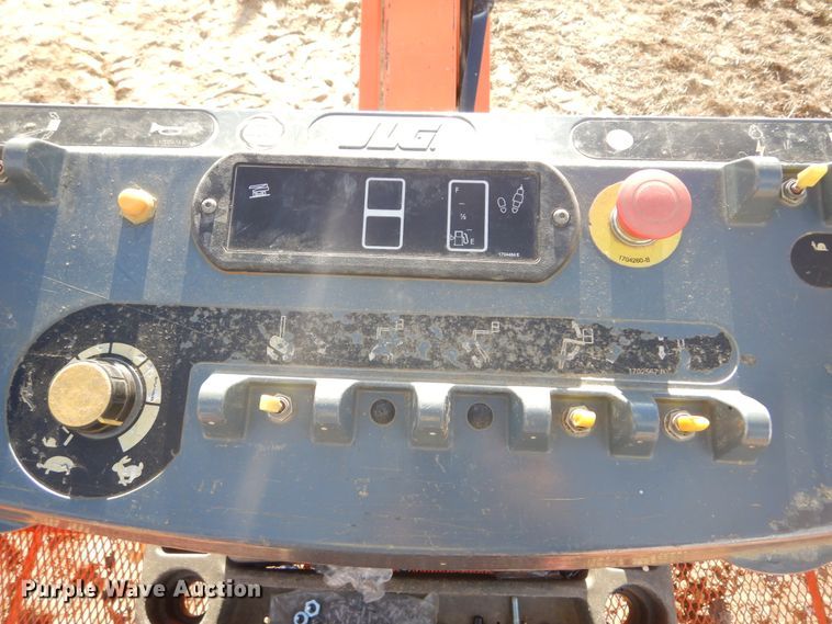 image for item DK3355 2005 JLG 460SJ  boom lift