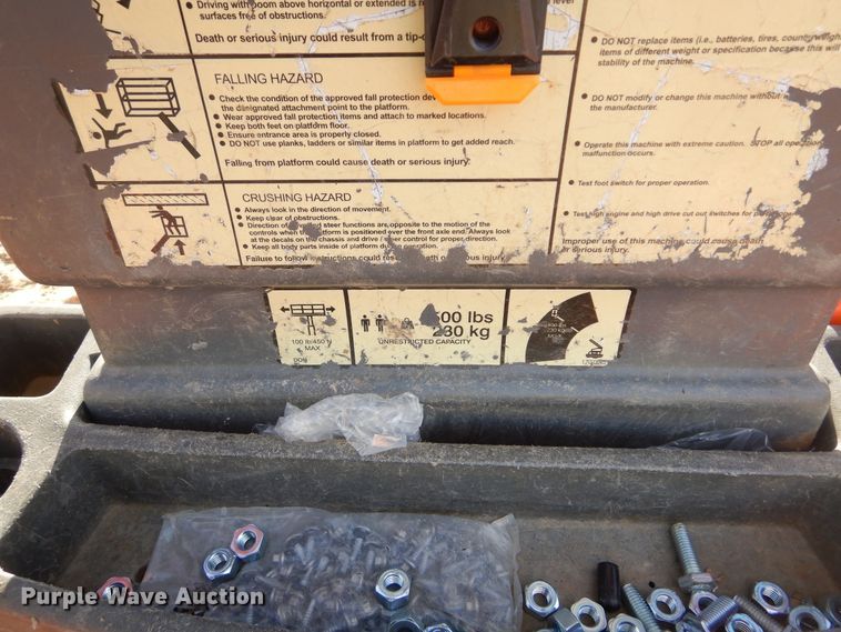 image for item DK3355 2005 JLG 460SJ  boom lift