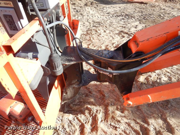 image for item DK3355 2005 JLG 460SJ  boom lift