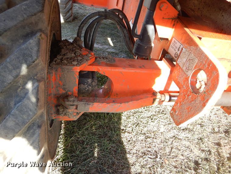 image for item DK3355 2005 JLG 460SJ  boom lift