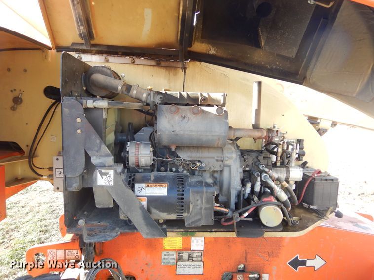 image for item DK3355 2005 JLG 460SJ  boom lift