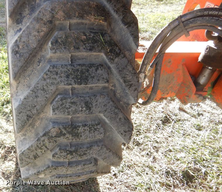 image for item DK3355 2005 JLG 460SJ  boom lift