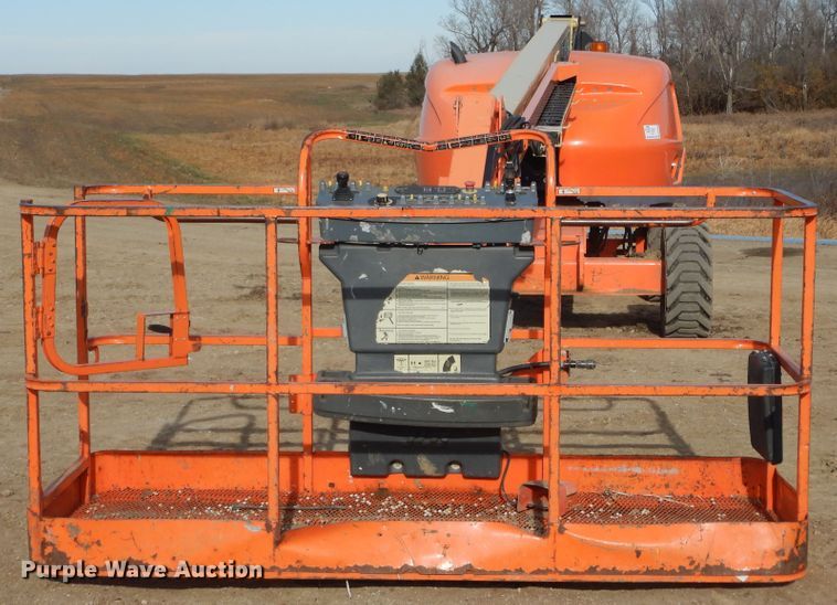 image for item DK3356 2005 JLG 460SJ  boom lift